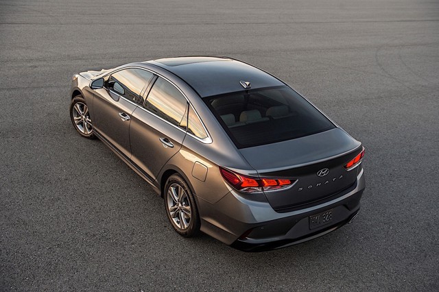 Hyundai Sonata foto 19