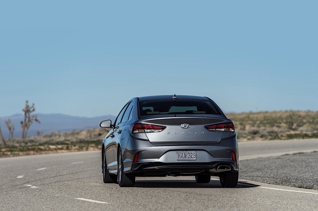 Hyundai Sonata foto 23