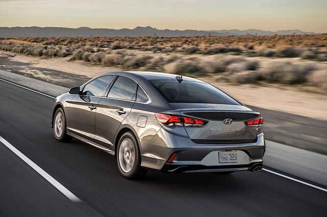 Hyundai Sonata foto 24