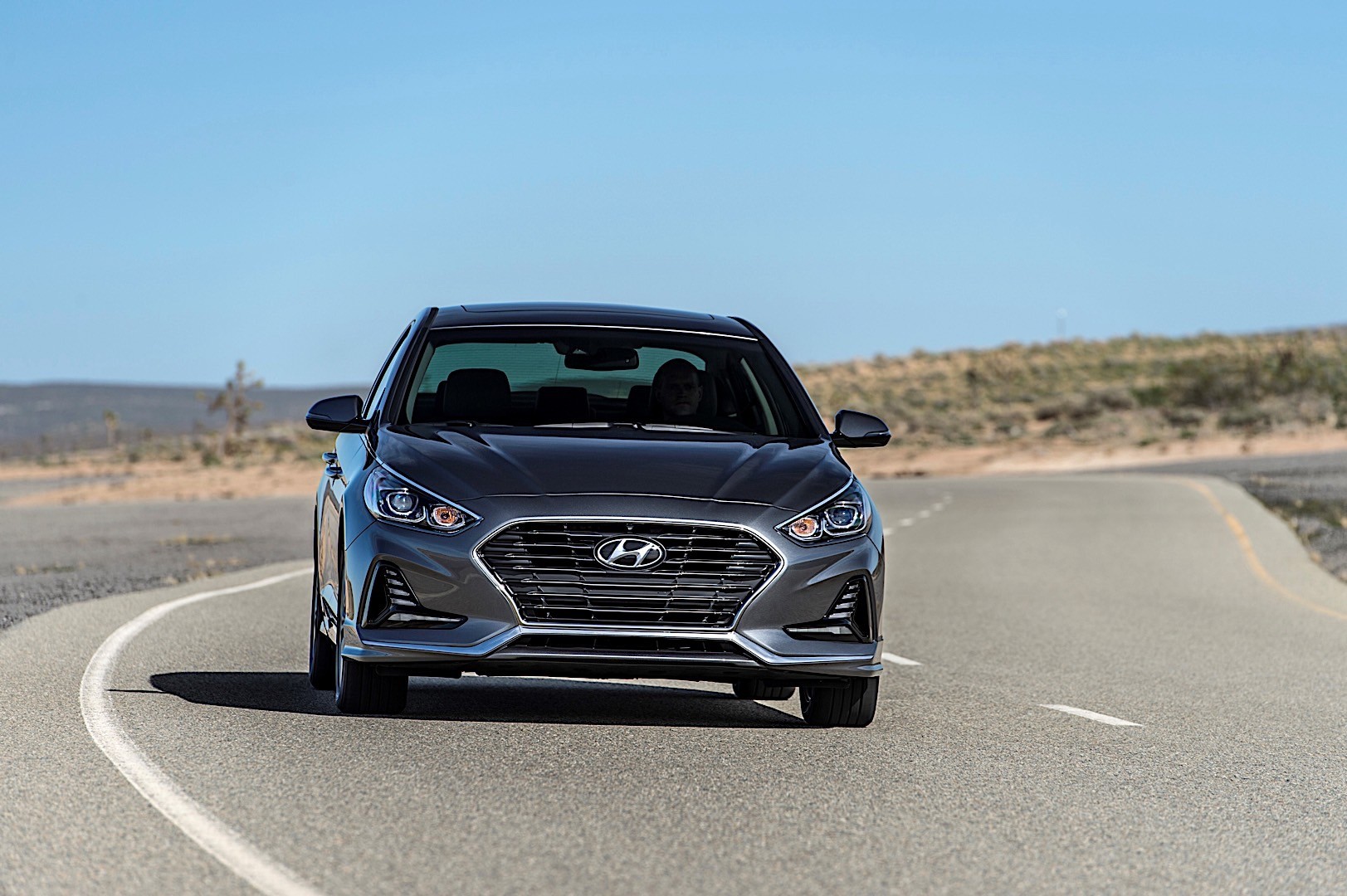 Hyundai Sonata photo 39