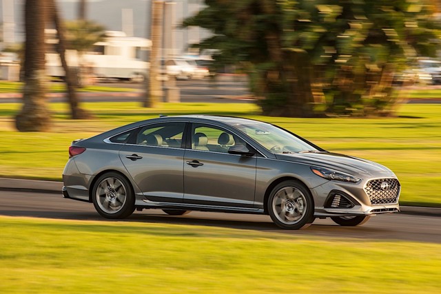 Hyundai Sonata foto 6