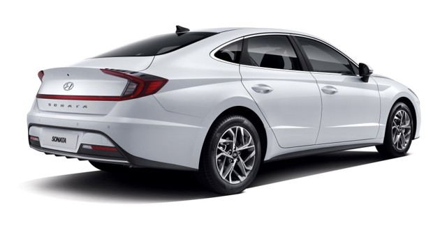 Hyundai Sonata photo 6