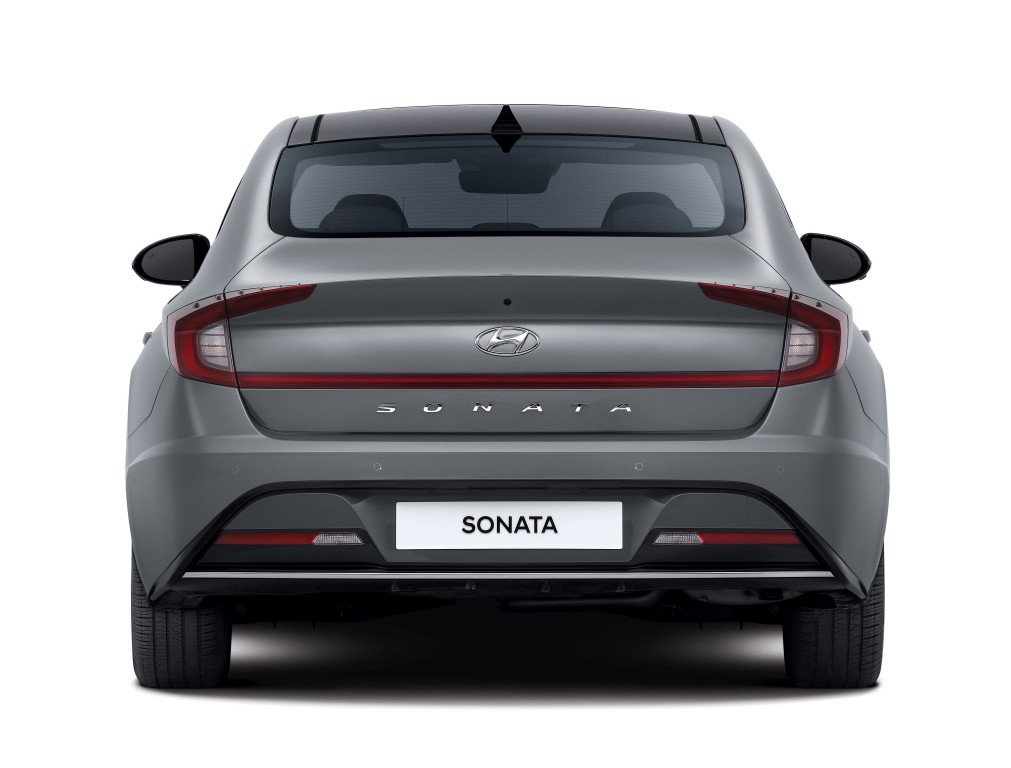 Hyundai Sonata photo 7