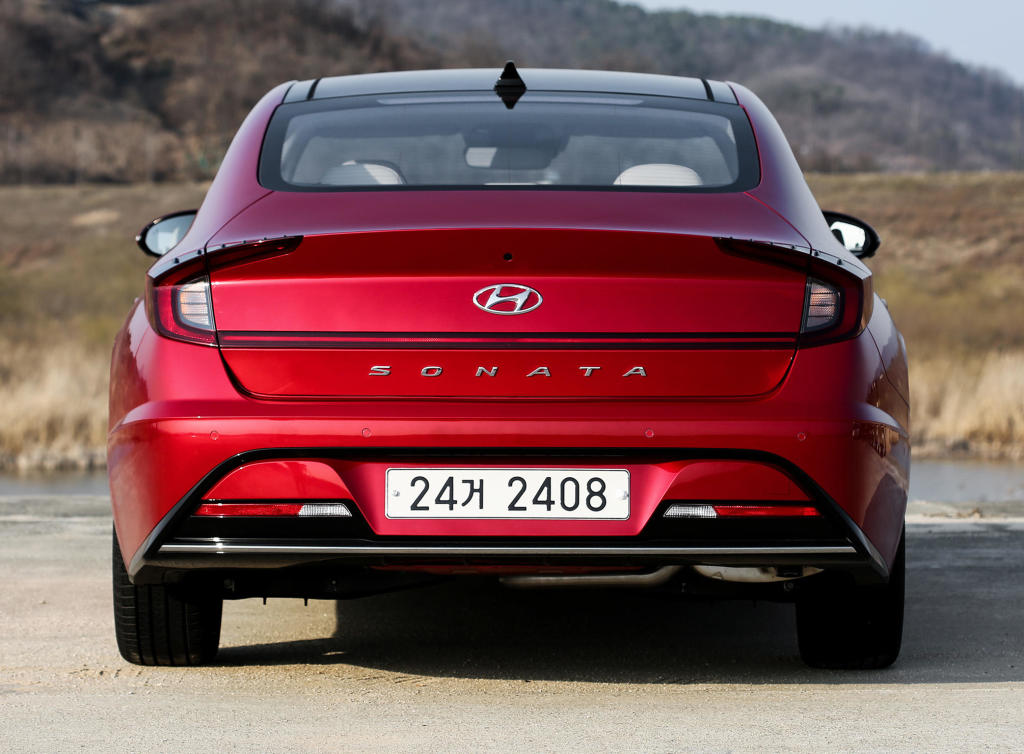 Hyundai Sonata photo 15