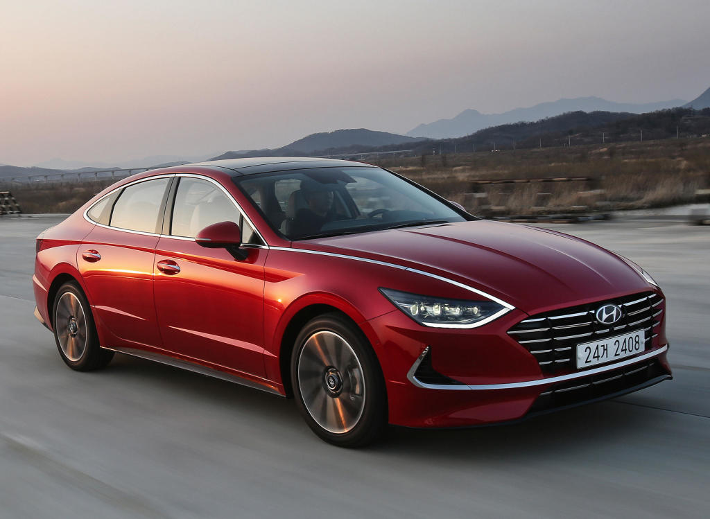 Hyundai Sonata photo 17