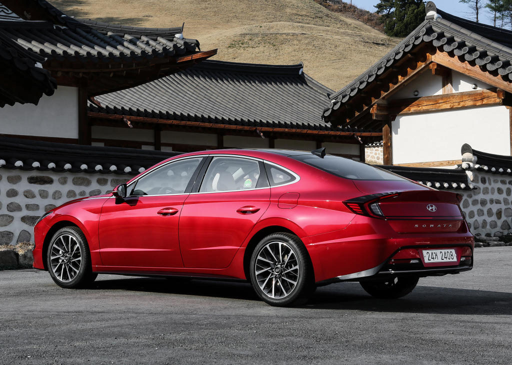 Hyundai Sonata photo 19