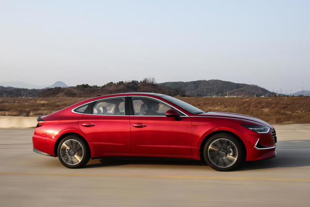 Hyundai Sonata photo 21