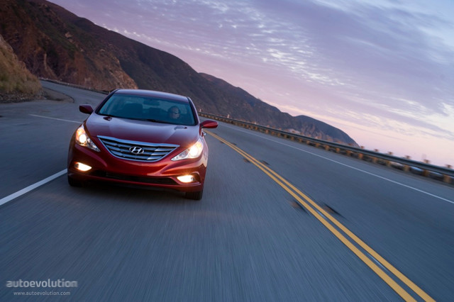 Hyundai Sonata foto 15