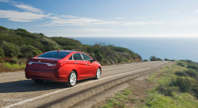 Hyundai Sonata foto 24