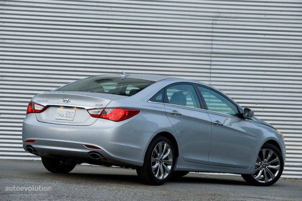 Hyundai Sonata photo 29