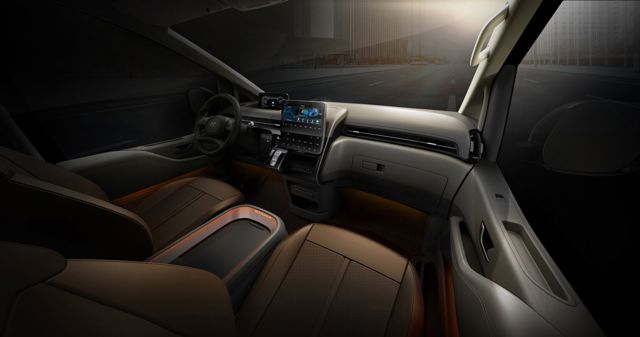 Hyundai Staria photo 10
