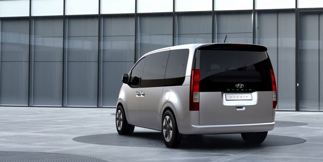 Hyundai Staria photo 9