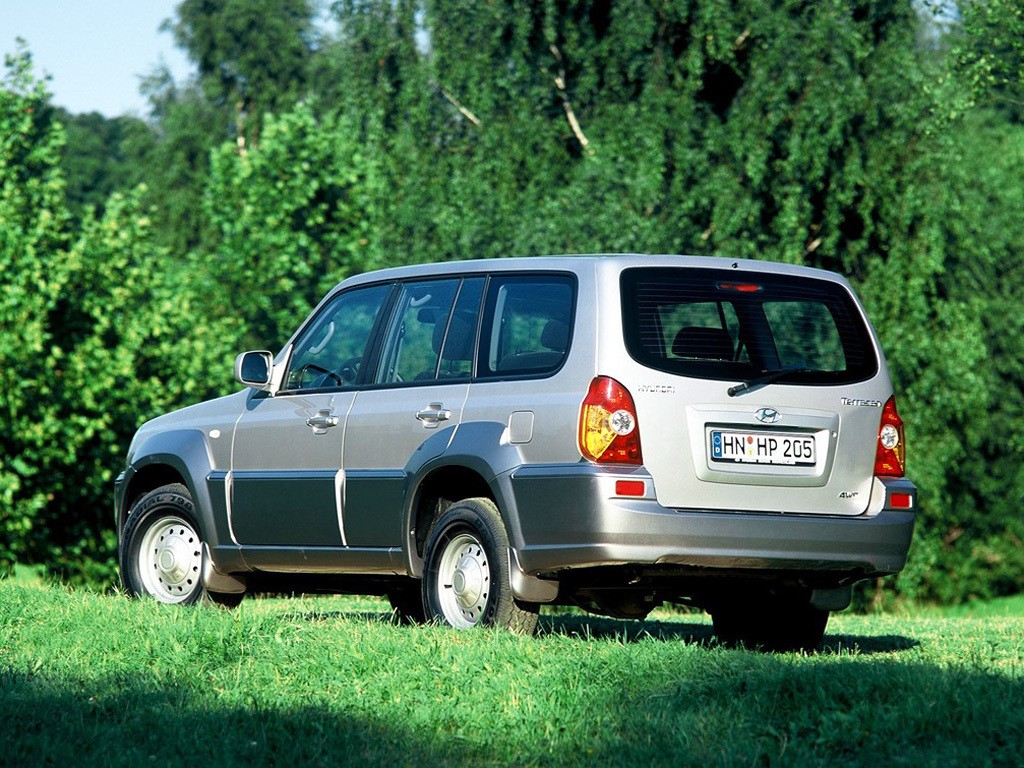 Hyundai Terracan photo 16