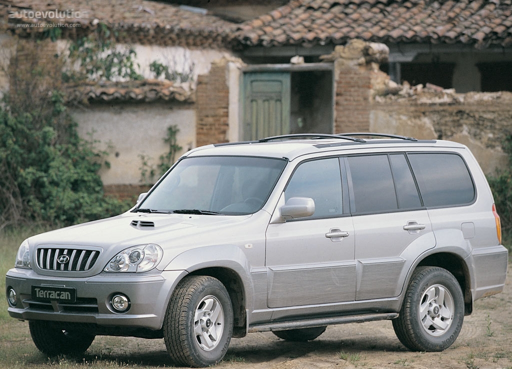 Hyundai Terracan photo 2