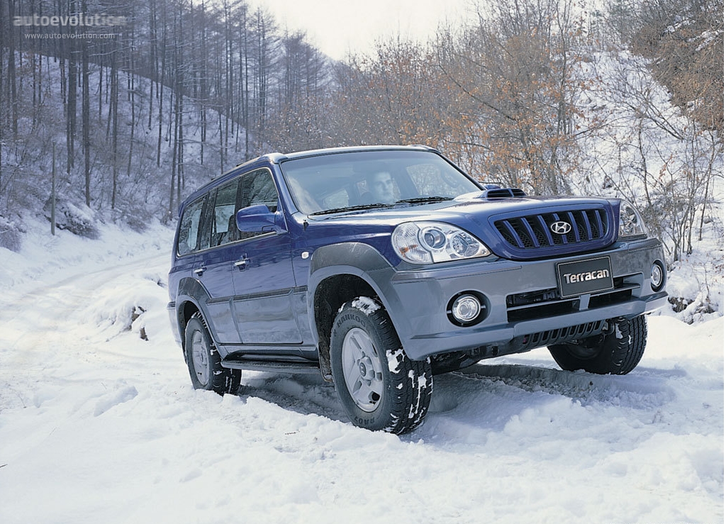 Hyundai Terracan photo 3