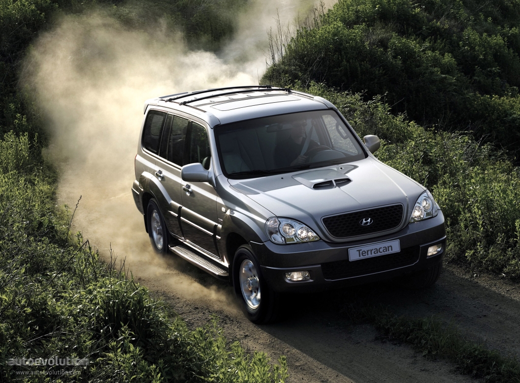 Hyundai Terracan photo 2