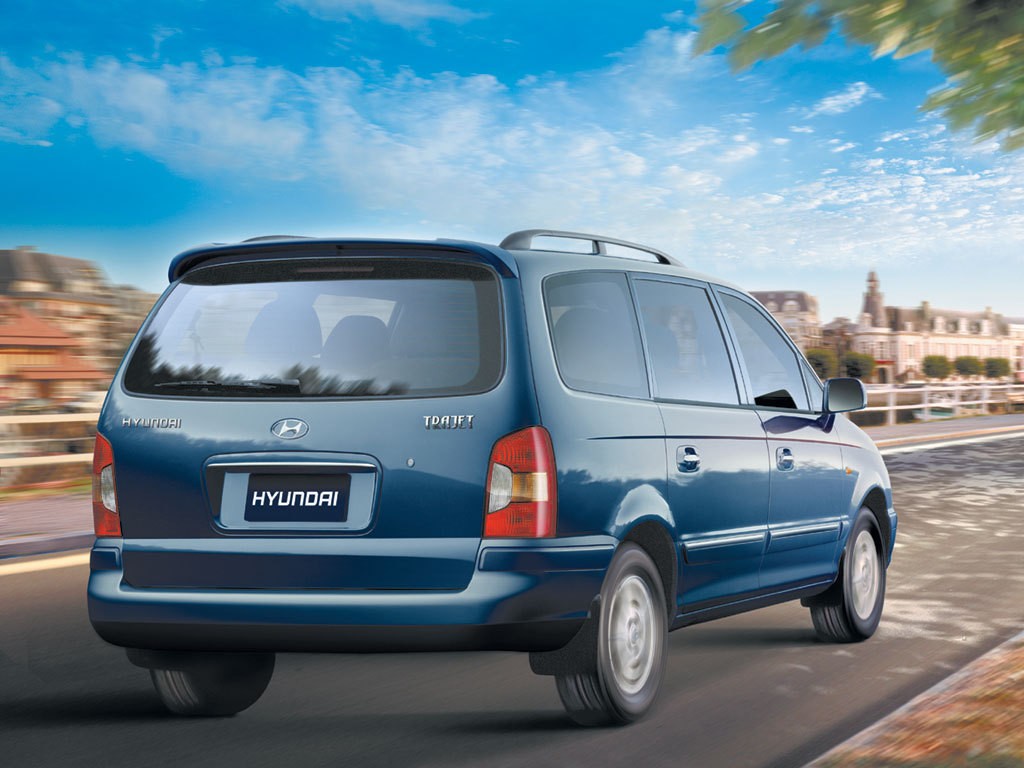 Hyundai Trajet photo 7