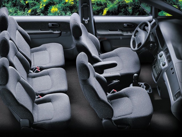 Hyundai Trajet photo 18