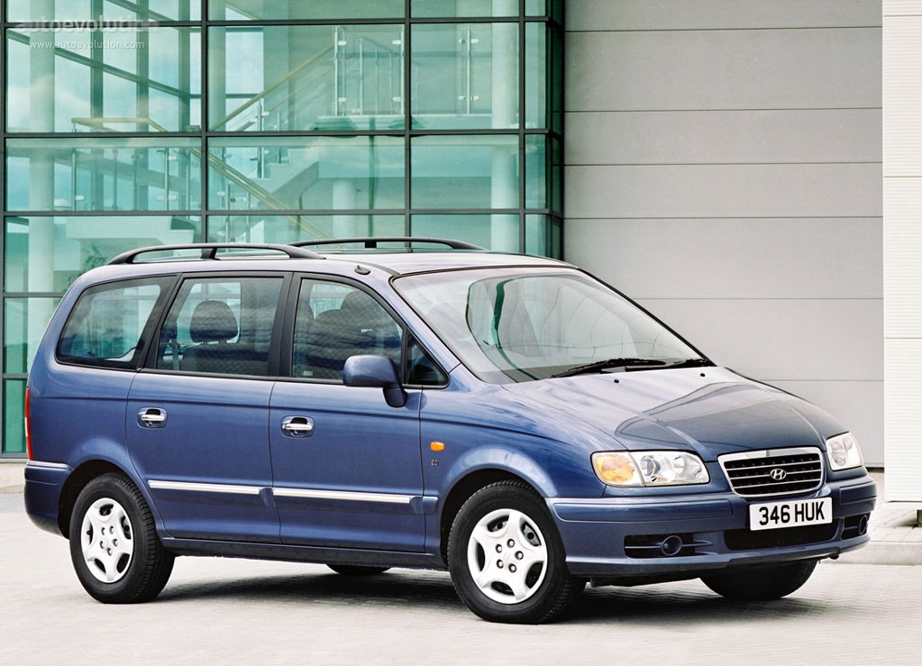 Hyundai Trajet photo 2