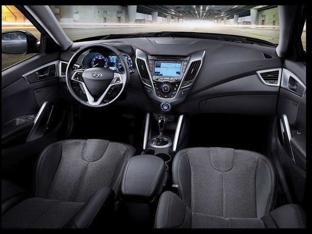 Hyundai Veloster photo 67