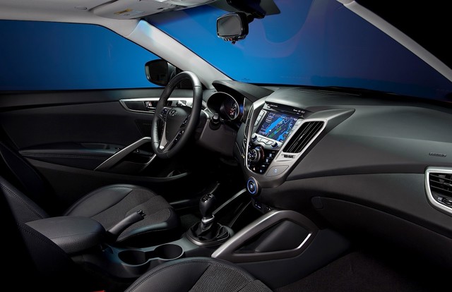Hyundai Veloster photo 68