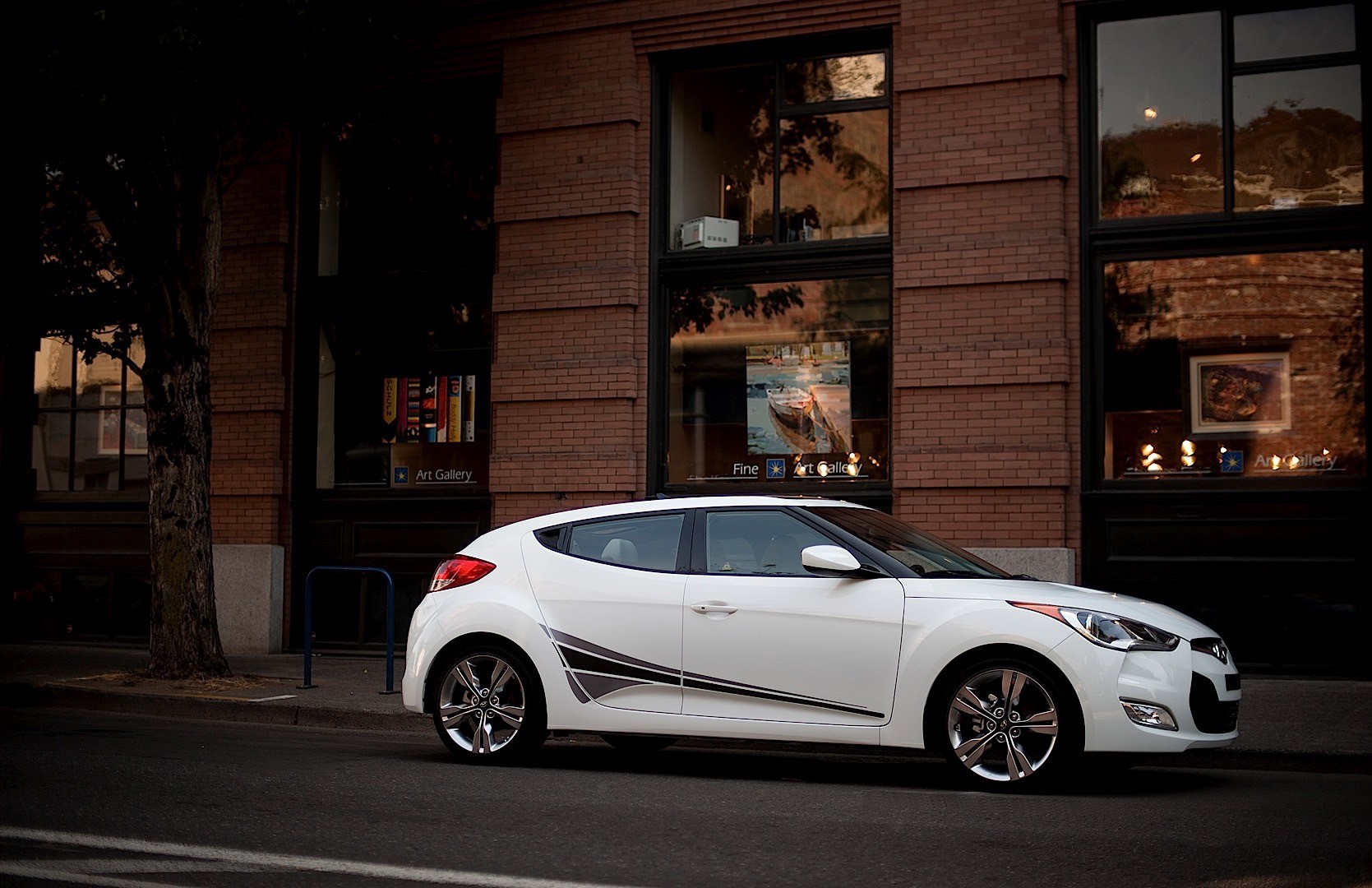 Hyundai Veloster photo 13