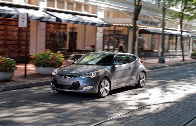 Hyundai Veloster photo 20