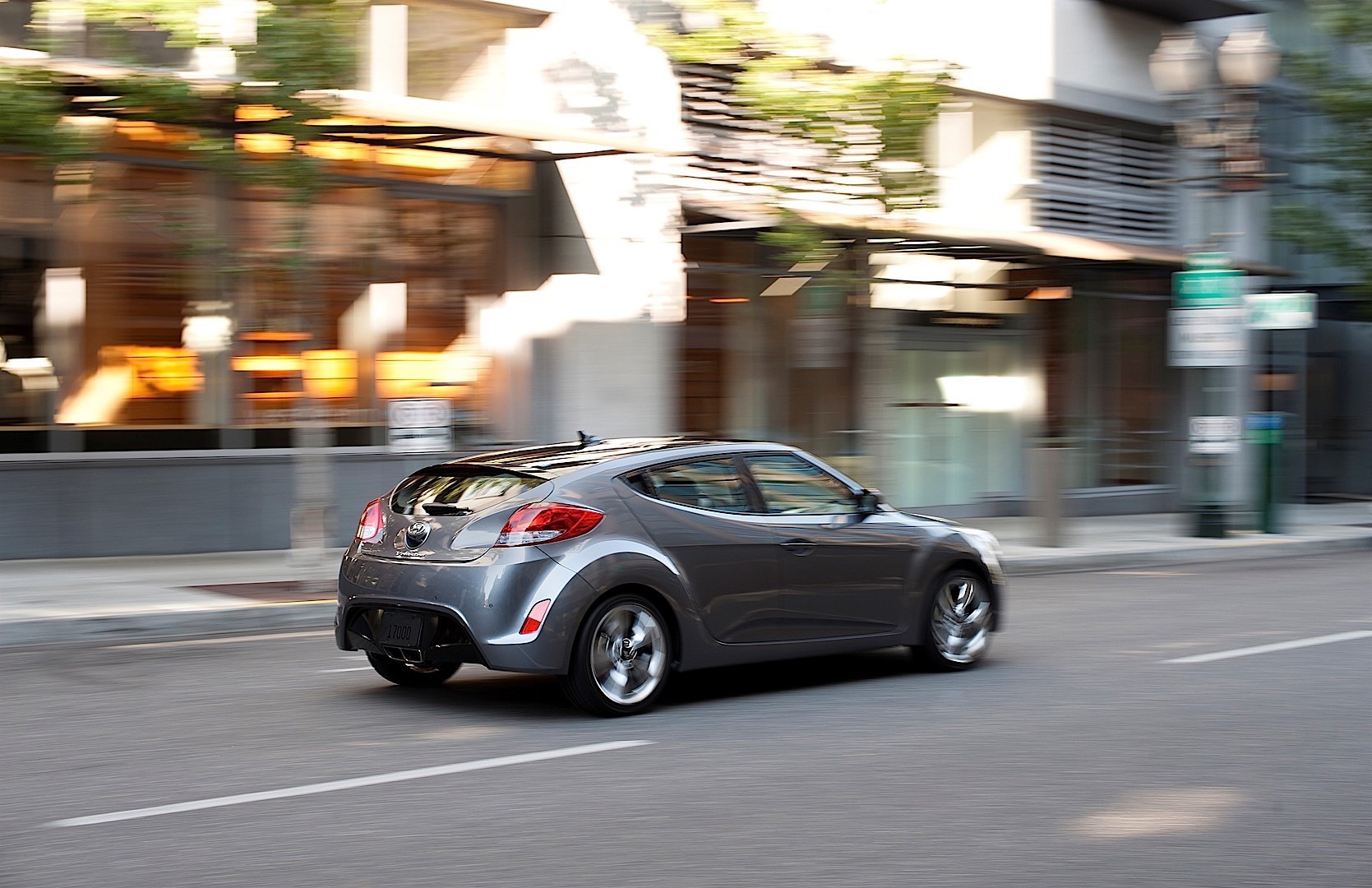 Hyundai Veloster photo 24