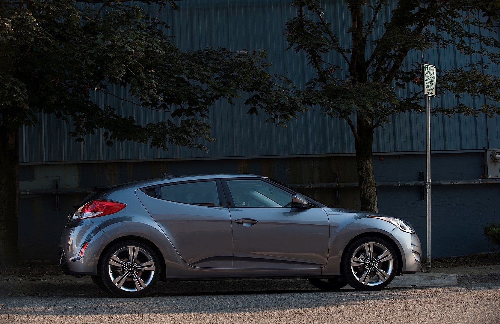 Hyundai Veloster photo 26