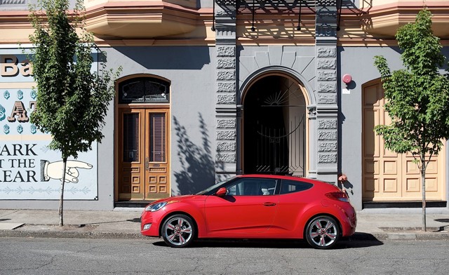 Hyundai Veloster photo 31