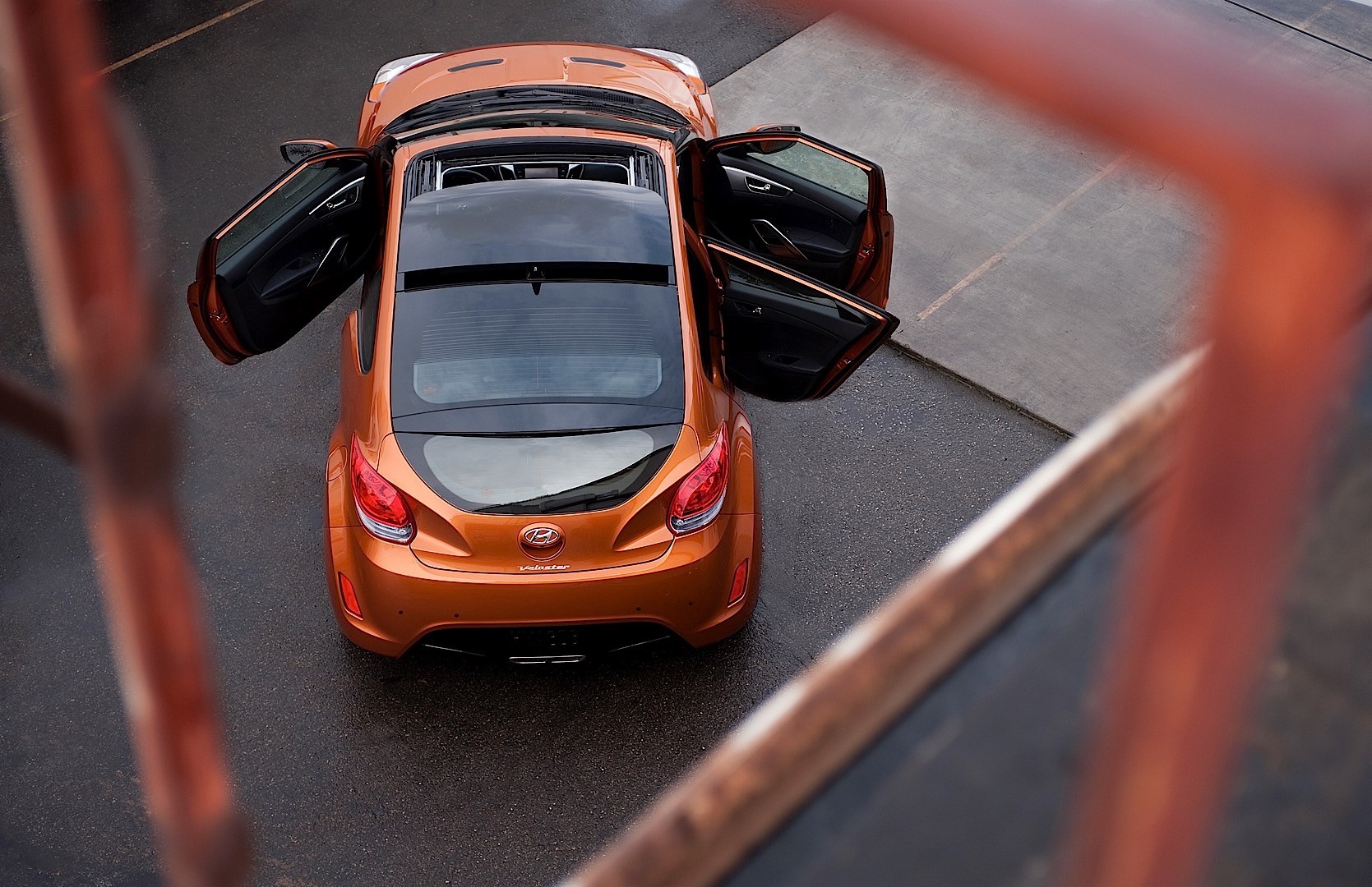 Hyundai Veloster photo 40