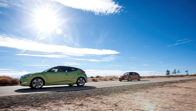 Hyundai Veloster photo 47