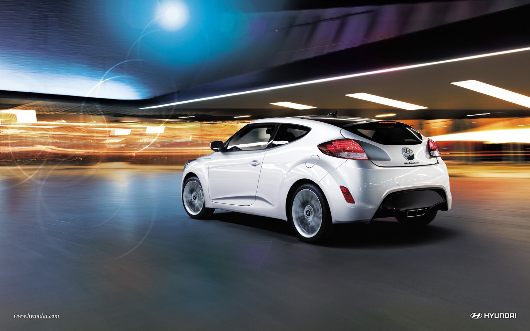 Hyundai Veloster photo 3