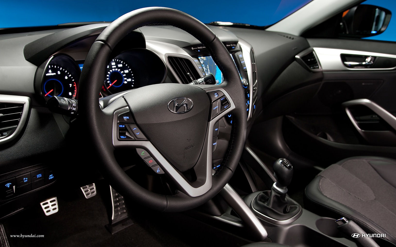 Hyundai Veloster photo 56