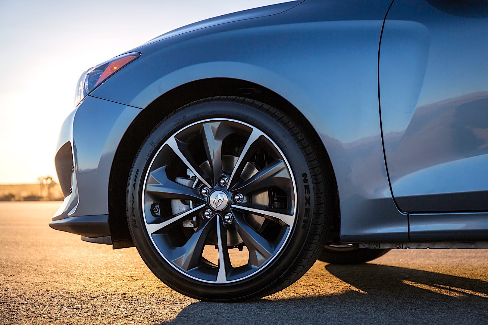 Hyundai Veloster photo 11