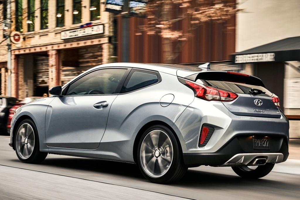 Hyundai Veloster photo 18