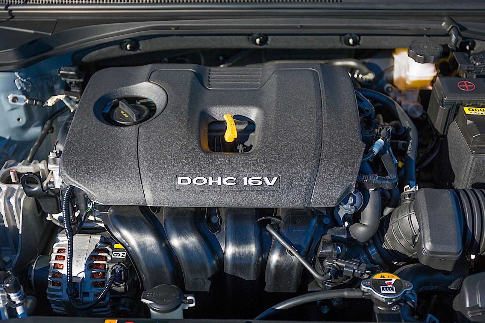 Hyundai Veloster photo 30