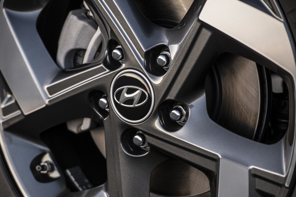 Hyundai Venue photo 17