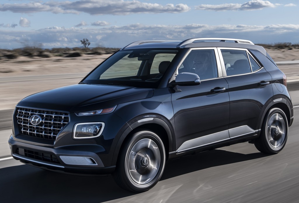 Hyundai Venue photo 19