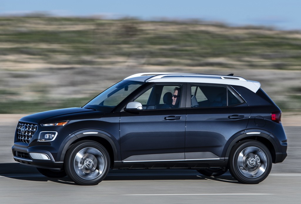 Hyundai Venue photo 23