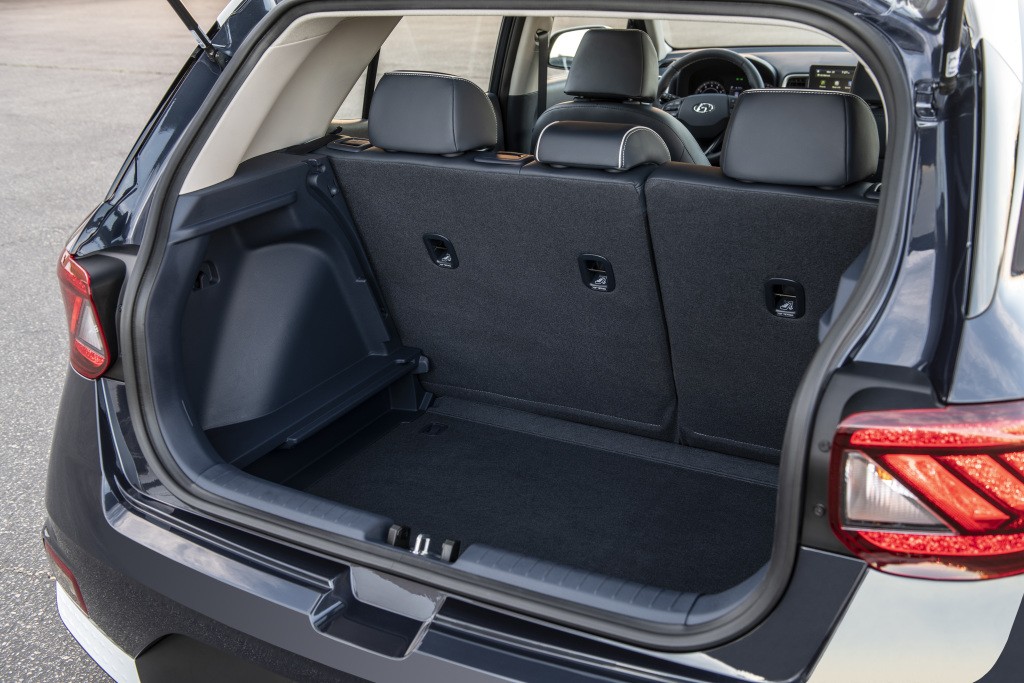 Hyundai Venue photo 52