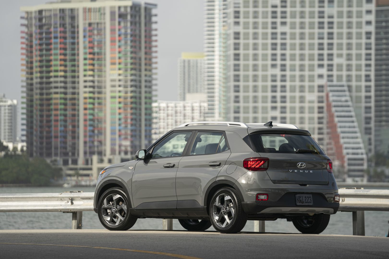 Hyundai Venue photo 31