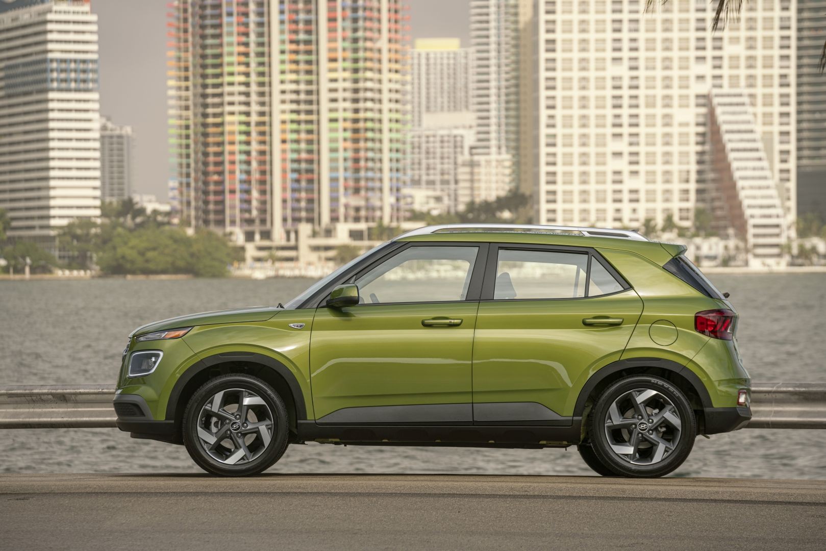 Hyundai Venue photo 43