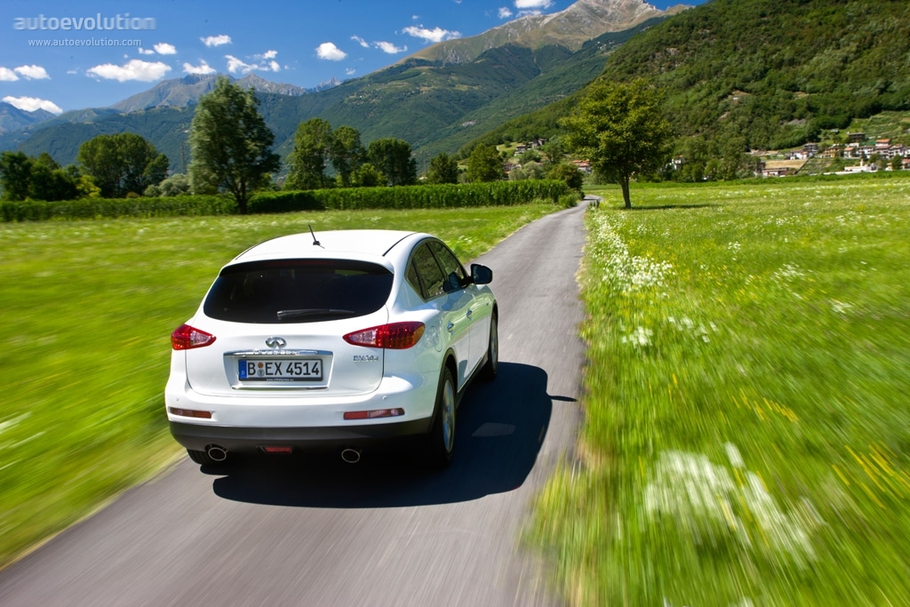 Infiniti Ex photo 20