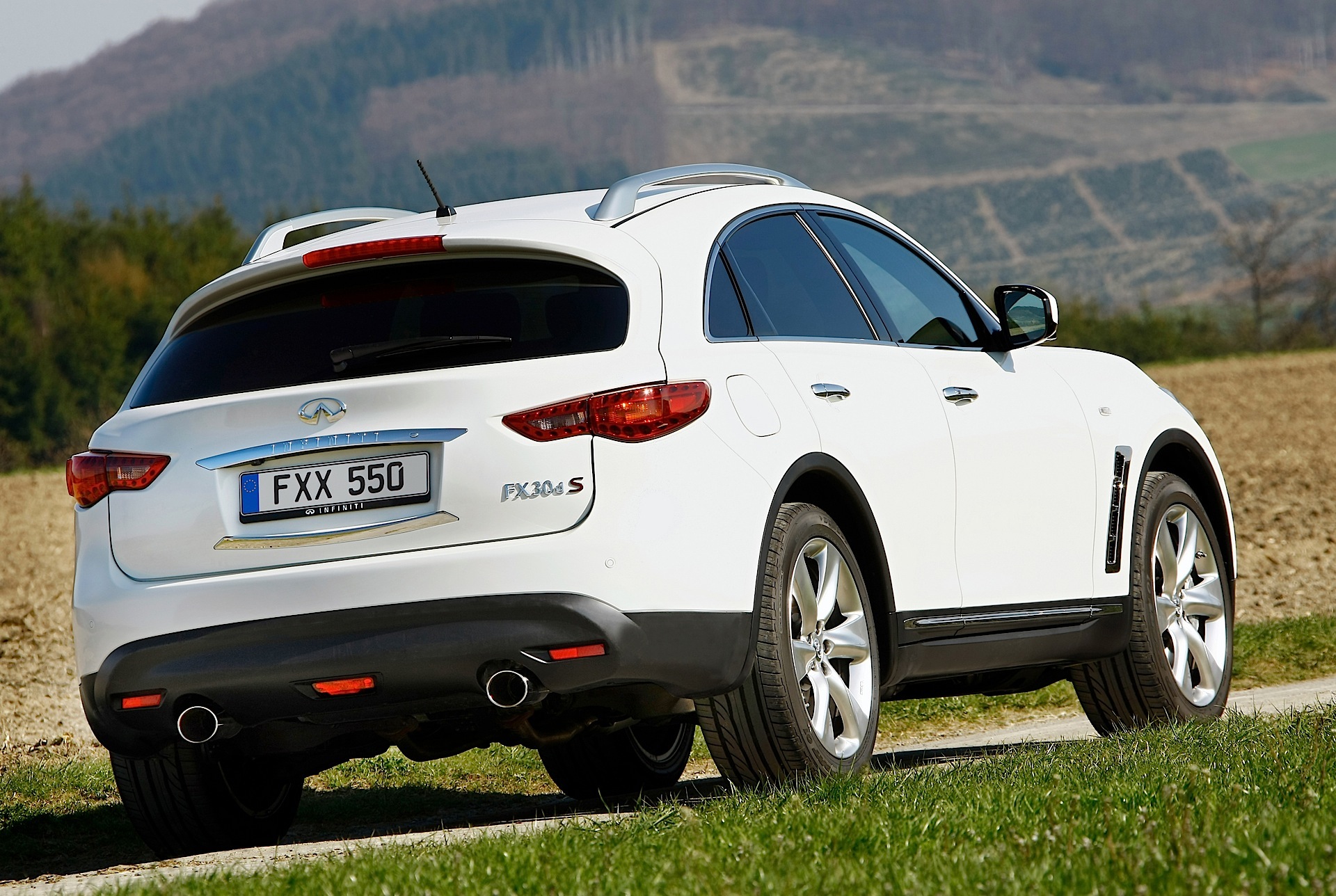 Infiniti Fx photo 37