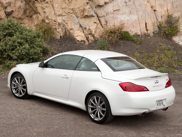 Infiniti G Convertible photo 36