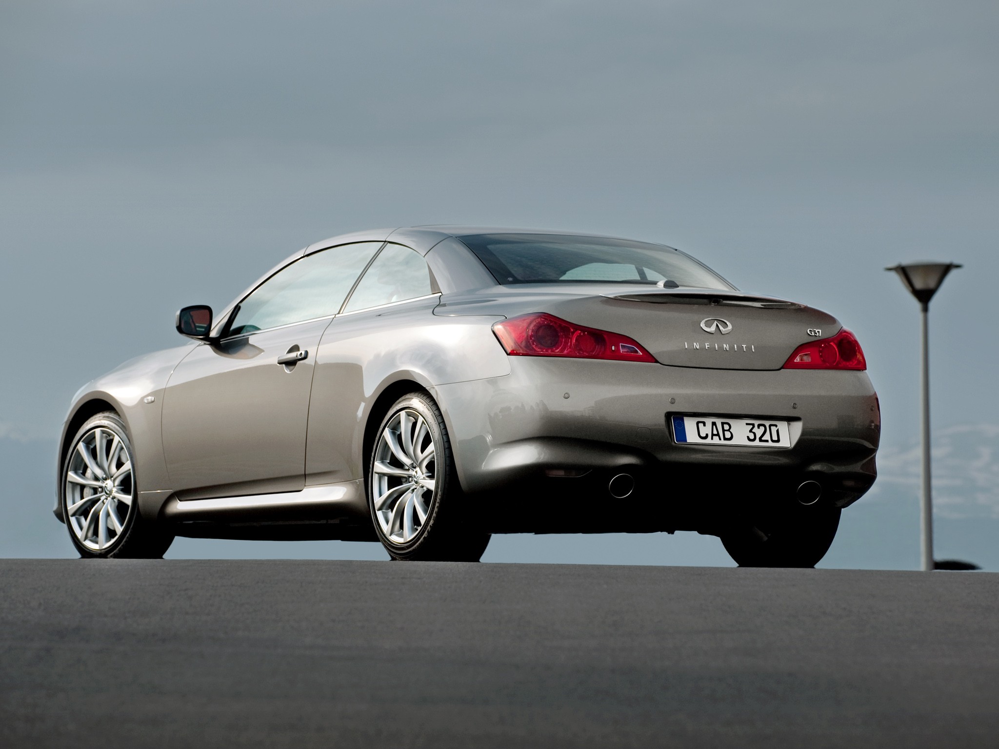 Infiniti G Convertible photo 43
