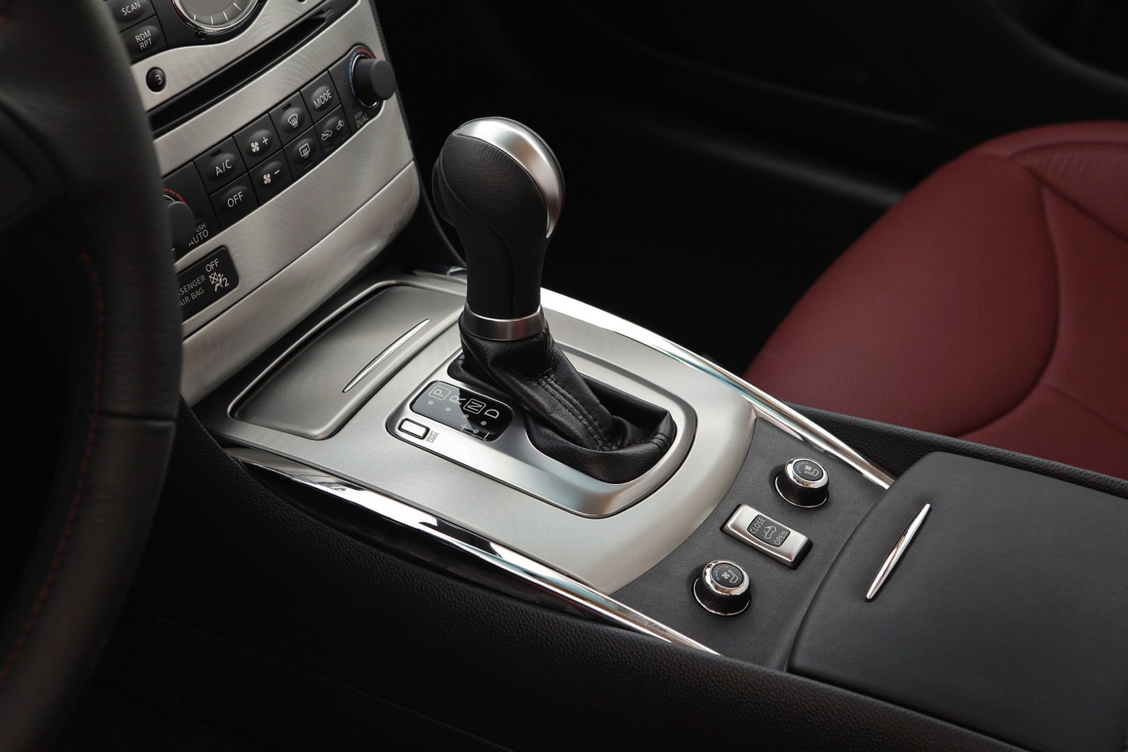 Infiniti G Convertible photo 23