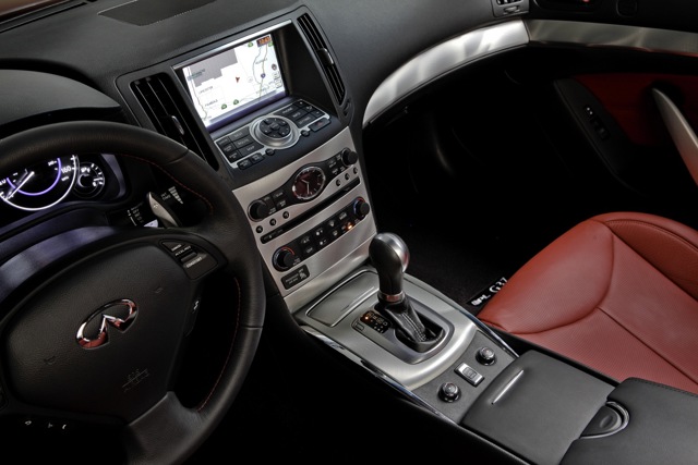 Infiniti G Convertible photo 24