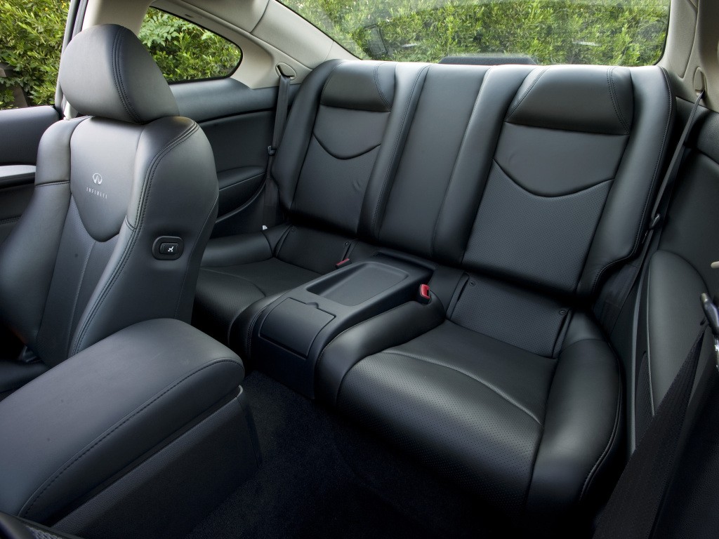 Infiniti G Coupe photo 37